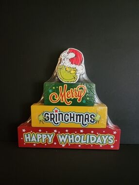 New Bioworld Grinchmas Wall Decor Set of 3/Wall Hang or Stand Xmas Crafts